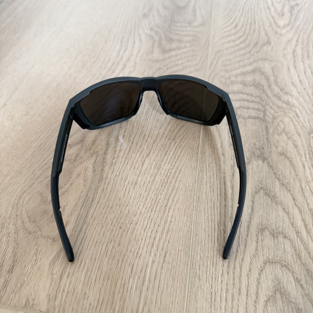 Costa Del Mar Ferg XL Sunglasses Matte Black 580G Gray Polarized Glass 6S9012 - Picture 7 of 9
